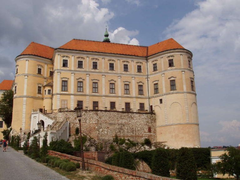 Královská sklepení. Zámek Mikulov